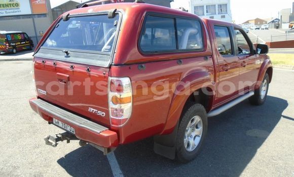 Nunua Ilio tumika Mazda BT-50 Red Gari ndani ya Manzini nchini Manzini Nunua Ilio tumika Mazda BT-50 Red Gari ndani ya Manzini nchini Manzini