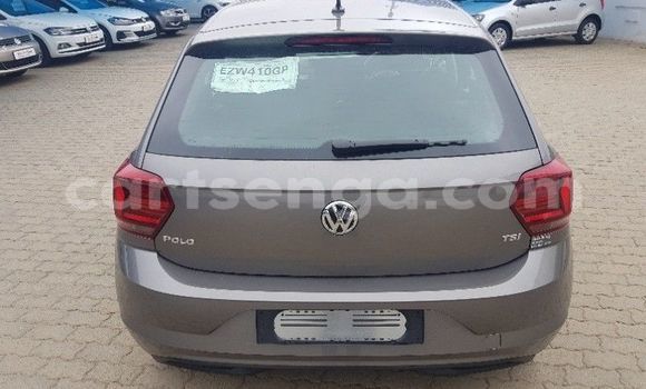 Buy Used Volkswagen Polo Silver Car in Hluti in Shiselweni District Buy Used Volkswagen Polo Silver Car in Hluti in Shiselweni District