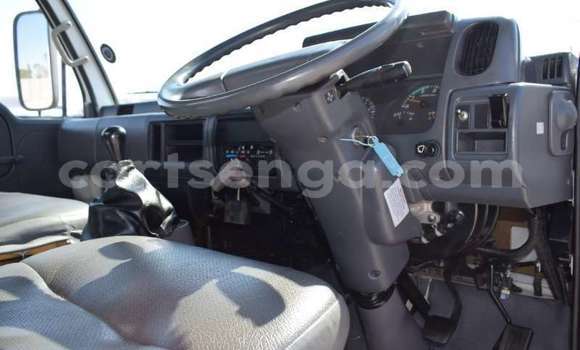 Nunua Ilio tumika Nissan UD White Lori ndani ya Ezulwini nchini Hhohho Nunua Ilio tumika Nissan UD White Lori ndani ya Ezulwini nchini Hhohho