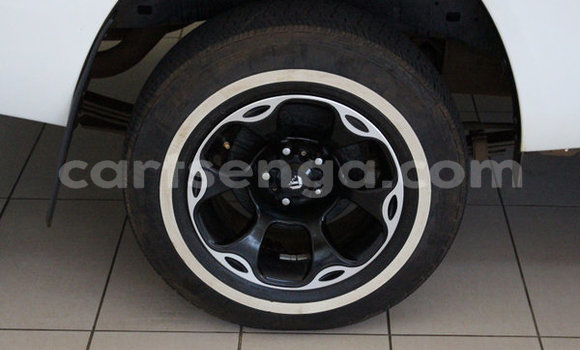 Acheter Occasion Voiture Toyota Hilux Blanc à Ezulwini, Hhohho Acheter Occasion Voiture Toyota Hilux Blanc à Ezulwini, Hhohho