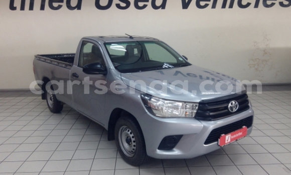 Nunua Ilio tumika Toyota Hilux Beige Gari ndani ya Ezulwini nchini Hhohho Nunua Ilio tumika Toyota Hilux Beige Gari ndani ya Ezulwini nchini Hhohho