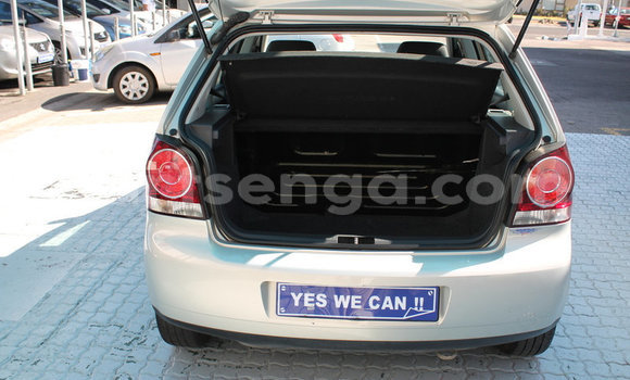 Acheter Occasion Voiture Volkswagen Polo Gris à Hlatikulu, Shiselweni District Acheter Occasion Voiture Volkswagen Polo Gris à Hlatikulu, Shiselweni District