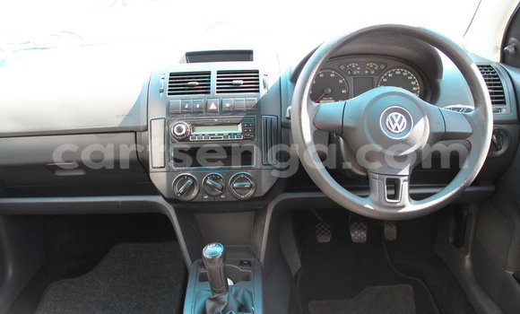 Acheter Occasion Voiture Volkswagen Polo Gris à Hlatikulu, Shiselweni District Acheter Occasion Voiture Volkswagen Polo Gris à Hlatikulu, Shiselweni District