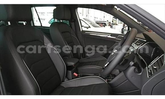 Acheter Occasion Voiture Volkswagen Tiguan Blanc à Manzini, Manzini Acheter Occasion Voiture Volkswagen Tiguan Blanc à Manzini, Manzini