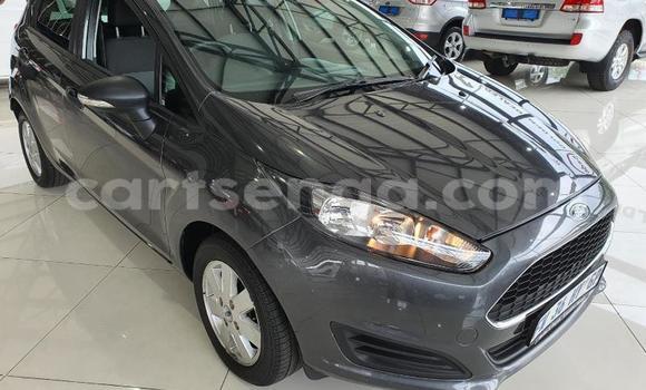 Nunua Ilio tumika Ford Fiesta Silver Gari ndani ya Ezulwini nchini Hhohho Nunua Ilio tumika Ford Fiesta Silver Gari ndani ya Ezulwini nchini Hhohho