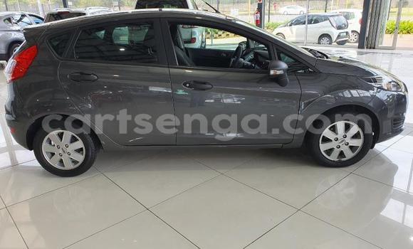 Nunua Ilio tumika Ford Fiesta Silver Gari ndani ya Ezulwini nchini Hhohho Nunua Ilio tumika Ford Fiesta Silver Gari ndani ya Ezulwini nchini Hhohho