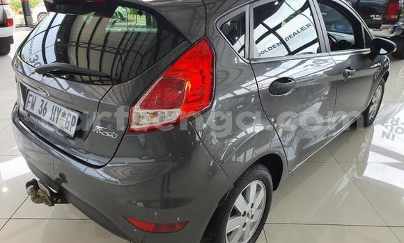 Nunua Ilio tumika Ford Fiesta Silver Gari ndani ya Ezulwini nchini Hhohho Nunua Ilio tumika Ford Fiesta Silver Gari ndani ya Ezulwini nchini Hhohho