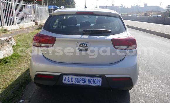 Buy Used Kia Rio Silver Car in Hluti in Shiselweni District Buy Used Kia Rio Silver Car in Hluti in Shiselweni District