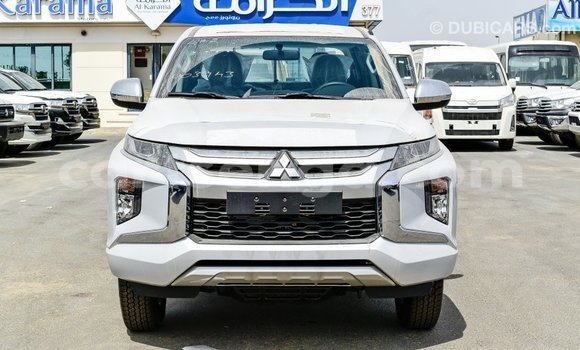 Buy Import Mitsubishi L200 White Car in Import - Dubai in Hhohho Buy Import Mitsubishi L200 White Car in Import - Dubai in Hhohho