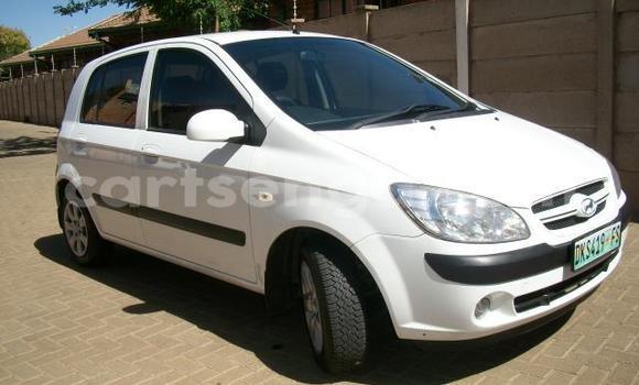 Buy Used Hyundai Getz White Car in Hlatikulu in Shiselweni District