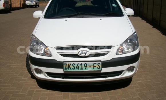 Buy Used Hyundai Getz White Car in Hlatikulu in Shiselweni District Buy Used Hyundai Getz White Car in Hlatikulu in Shiselweni District