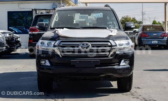 Acheter Import Voiture Toyota Land Cruiser Noir à Import - Dubai, Hhohho Acheter Import Voiture Toyota Land Cruiser Noir à Import - Dubai, Hhohho