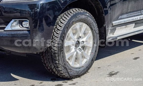 Acheter Import Voiture Toyota Land Cruiser Noir à Import - Dubai, Hhohho Acheter Import Voiture Toyota Land Cruiser Noir à Import - Dubai, Hhohho