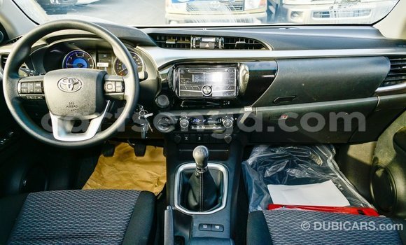 Acheter Import Voiture Toyota Hilux Autre à Import - Dubai, Hhohho Acheter Import Voiture Toyota Hilux Autre à Import - Dubai, Hhohho