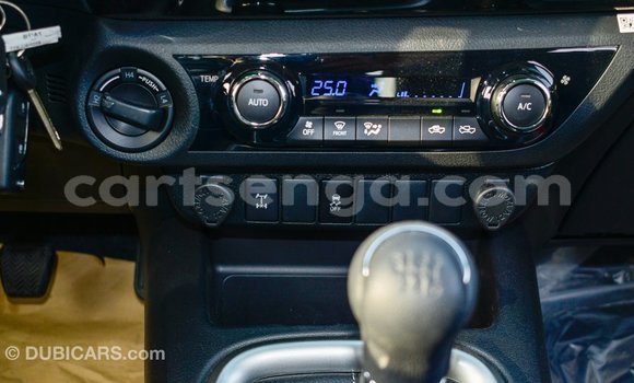 Acheter Import Voiture Toyota Hilux Autre à Import - Dubai, Hhohho Acheter Import Voiture Toyota Hilux Autre à Import - Dubai, Hhohho