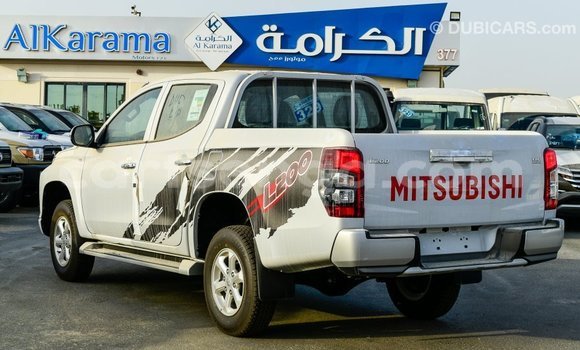 Buy Import Mitsubishi L200 White Car in Import - Dubai in Hhohho Buy Import Mitsubishi L200 White Car in Import - Dubai in Hhohho