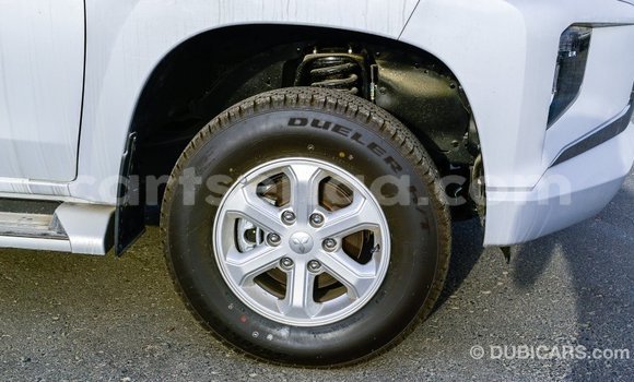 Buy Import Mitsubishi L200 White Car in Import - Dubai in Hhohho Buy Import Mitsubishi L200 White Car in Import - Dubai in Hhohho