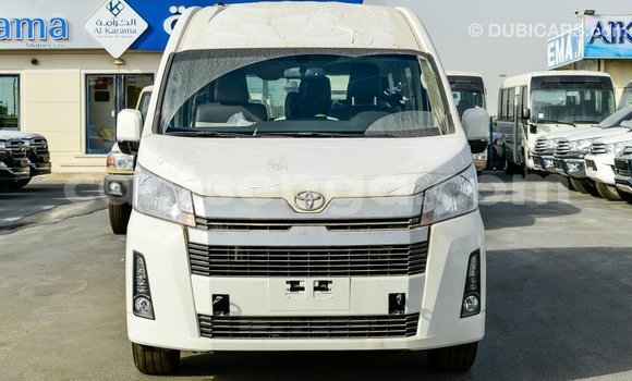 Acheter Import Voiture Toyota Hiace Blanc à Import - Dubai, Hhohho Acheter Import Voiture Toyota Hiace Blanc à Import - Dubai, Hhohho
