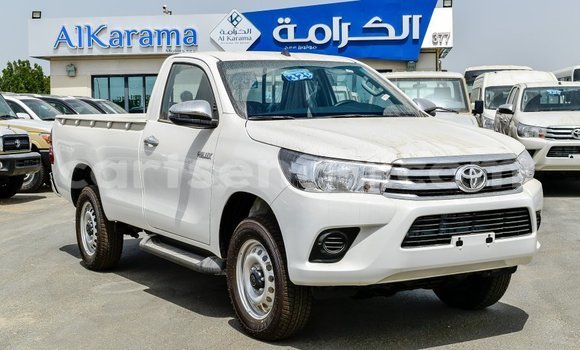 Buy Import Toyota Hilux White Car in Import - Dubai in Hhohho Buy Import Toyota Hilux White Car in Import - Dubai in Hhohho