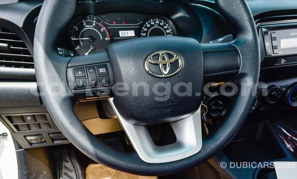 Buy Import Toyota Hilux White Car in Import - Dubai in Hhohho Buy Import Toyota Hilux White Car in Import - Dubai in Hhohho