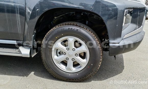 Buy Import Mitsubishi L200 Other Car in Import - Dubai in Hhohho Buy Import Mitsubishi L200 Other Car in Import - Dubai in Hhohho