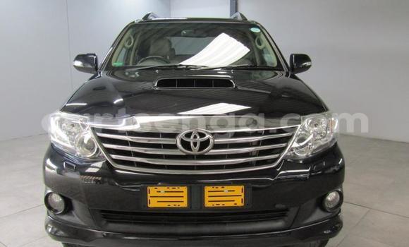 Acheter Occasion Voiture Toyota Fortuner Noir à Mbabane, Manzini Acheter Occasion Voiture Toyota Fortuner Noir à Mbabane, Manzini