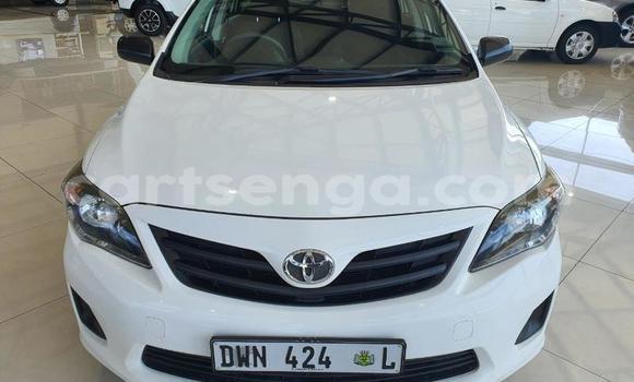 Nunua Ilio tumika Toyota Corolla White Gari ndani ya Ezulwini nchini Hhohho Nunua Ilio tumika Toyota Corolla White Gari ndani ya Ezulwini nchini Hhohho