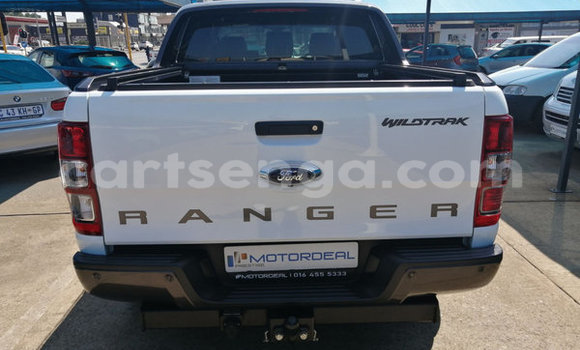 Nunua Ilio tumika Ford Ranger White Gari ndani ya Bulembu nchini Hhohho Nunua Ilio tumika Ford Ranger White Gari ndani ya Bulembu nchini Hhohho