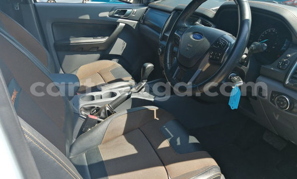 Nunua Ilio tumika Ford Ranger White Gari ndani ya Bulembu nchini Hhohho Nunua Ilio tumika Ford Ranger White Gari ndani ya Bulembu nchini Hhohho