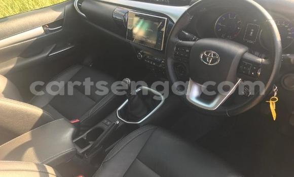 Acheter Occasion Voiture Toyota Hilux Blanc à Manzini, Manzini Acheter Occasion Voiture Toyota Hilux Blanc à Manzini, Manzini
