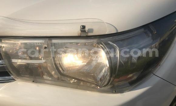 Acheter Occasion Voiture Toyota Hilux Blanc à Manzini, Manzini Acheter Occasion Voiture Toyota Hilux Blanc à Manzini, Manzini