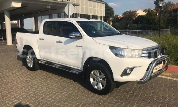 Acheter Occasion Voiture Toyota Hilux Blanc à Manzini, Manzini Acheter Occasion Voiture Toyota Hilux Blanc à Manzini, Manzini
