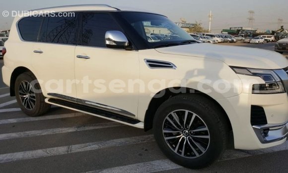 Buy Import Nissan Patrol White Car in Import - Dubai in Hhohho Buy Import Nissan Patrol White Car in Import - Dubai in Hhohho