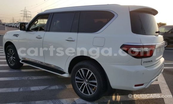 Buy Import Nissan Patrol White Car in Import - Dubai in Hhohho Buy Import Nissan Patrol White Car in Import - Dubai in Hhohho