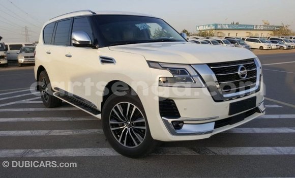 Buy Import Nissan Patrol White Car in Import - Dubai in Hhohho Buy Import Nissan Patrol White Car in Import - Dubai in Hhohho