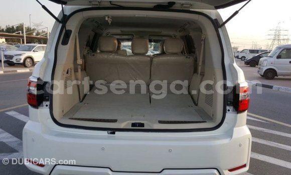 Buy Import Nissan Patrol White Car in Import - Dubai in Hhohho Buy Import Nissan Patrol White Car in Import - Dubai in Hhohho