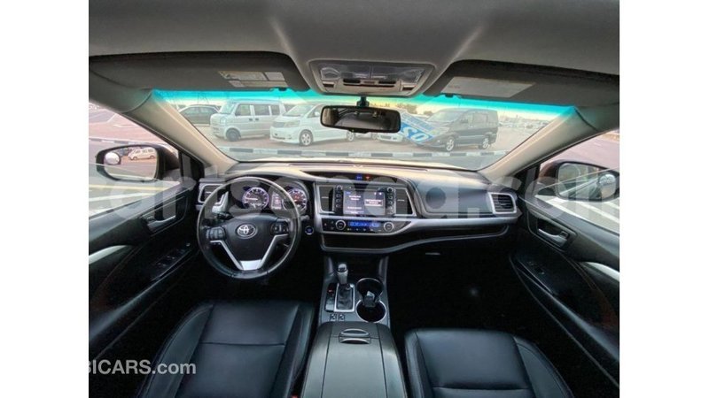 Big with watermark toyota highlander hhohho import dubai 16262