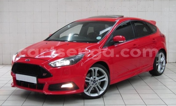 Acheter Occasion Voiture Ford Focus ST Rouge à Ezulwini, Hhohho Acheter Occasion Voiture Ford Focus ST Rouge à Ezulwini, Hhohho