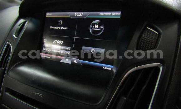 Acheter Occasion Voiture Ford Focus ST Rouge à Ezulwini, Hhohho Acheter Occasion Voiture Ford Focus ST Rouge à Ezulwini, Hhohho