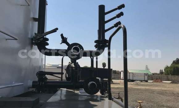 Nunua Ilio tumika Nissan UD White Lori ndani ya Hluti nchini Wilaya ya Shiselweni Nunua Ilio tumika Nissan UD White Lori ndani ya Hluti nchini Wilaya ya Shiselweni