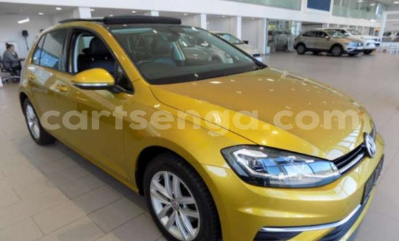Nunua Ilio tumika Volkswagen Golf GTI Beige Gari ndani ya Ezulwini nchini Hhohho Nunua Ilio tumika Volkswagen Golf GTI Beige Gari ndani ya Ezulwini nchini Hhohho