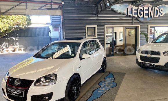 Nunua Ilio tumika Volkswagen Golf White Gari ndani ya Hluti nchini Wilaya ya Shiselweni Nunua Ilio tumika Volkswagen Golf White Gari ndani ya Hluti nchini Wilaya ya Shiselweni