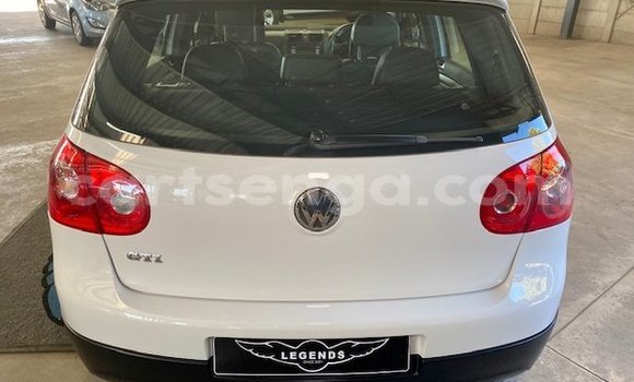 Nunua Ilio tumika Volkswagen Golf White Gari ndani ya Hluti nchini Wilaya ya Shiselweni Nunua Ilio tumika Volkswagen Golf White Gari ndani ya Hluti nchini Wilaya ya Shiselweni