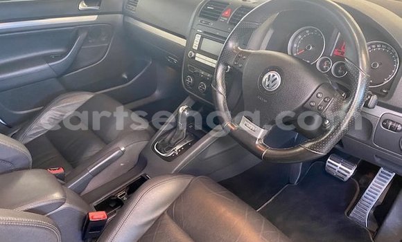 Nunua Ilio tumika Volkswagen Golf White Gari ndani ya Hluti nchini Wilaya ya Shiselweni Nunua Ilio tumika Volkswagen Golf White Gari ndani ya Hluti nchini Wilaya ya Shiselweni