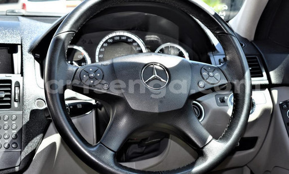 Nunua Ilio tumika Mercedes‒Benz C–Class Blue Gari ndani ya Ezulwini nchini Hhohho Nunua Ilio tumika Mercedes‒Benz C–Class Blue Gari ndani ya Ezulwini nchini Hhohho