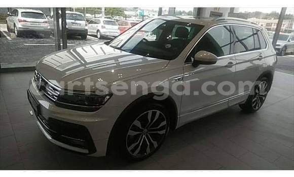Acheter Occasion Voiture Volkswagen Tiguan Blanc à Ezulwini, Hhohho Acheter Occasion Voiture Volkswagen Tiguan Blanc à Ezulwini, Hhohho