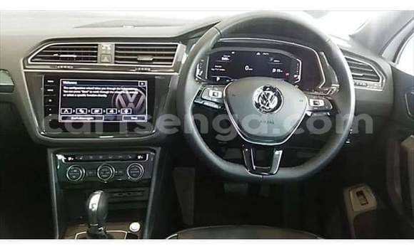 Acheter Occasion Voiture Volkswagen Tiguan Blanc à Ezulwini, Hhohho Acheter Occasion Voiture Volkswagen Tiguan Blanc à Ezulwini, Hhohho