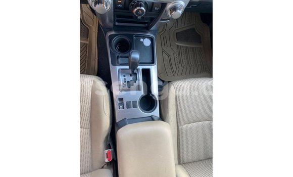 Buy Import Toyota 4Runner White Car in Import - Dubai in Hhohho Buy Import Toyota 4Runner White Car in Import - Dubai in Hhohho