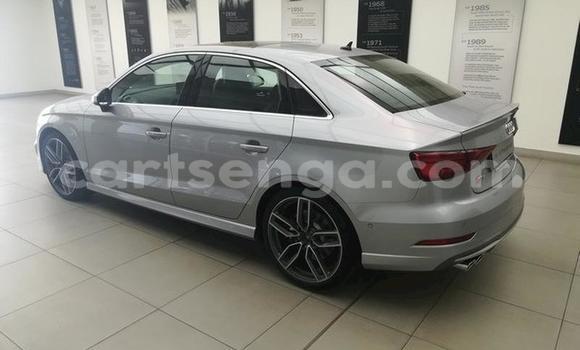 Acheter Occasion Voiture Audi S3 Gris à Hlatikulu, Shiselweni District Acheter Occasion Voiture Audi S3 Gris à Hlatikulu, Shiselweni District