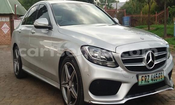 Acheter Occasion Voiture Mercedes‒Benz C–Class Gris à Hluti, Shiselweni District Acheter Occasion Voiture Mercedes‒Benz C–Class Gris à Hluti, Shiselweni District